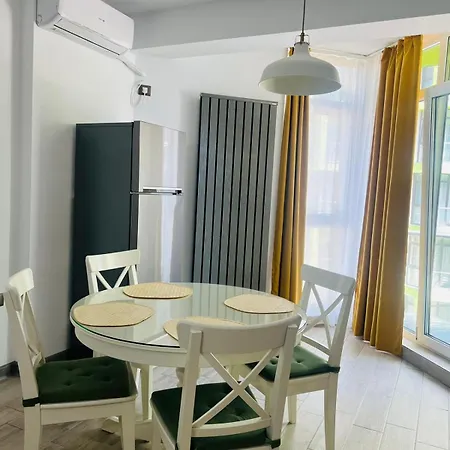 Teo S Apartament By Wtw Sunrise Beach Spa Pools アパート